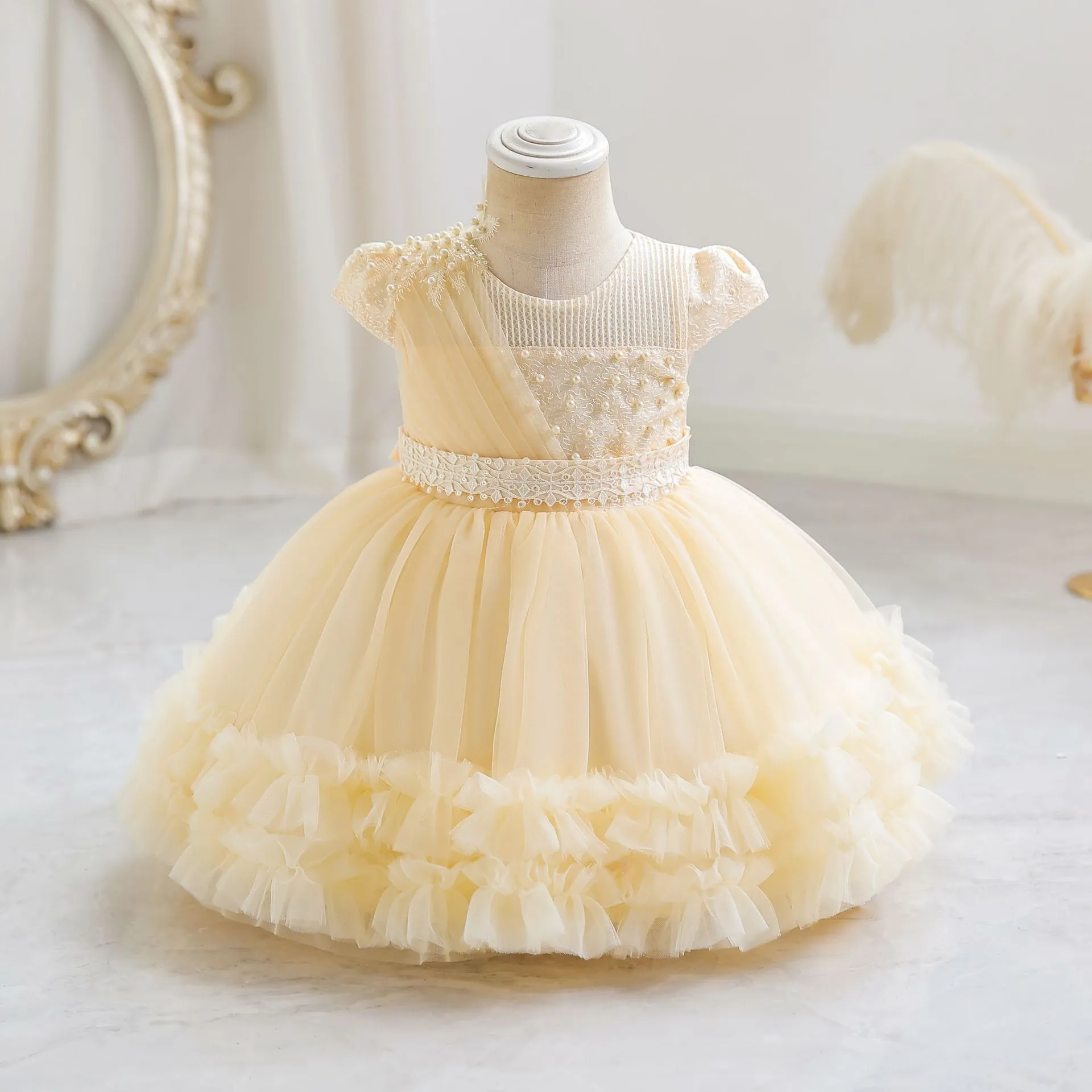 Adorable Puffy Tulle Princess Dress with Delicate Lace and Floral Accents