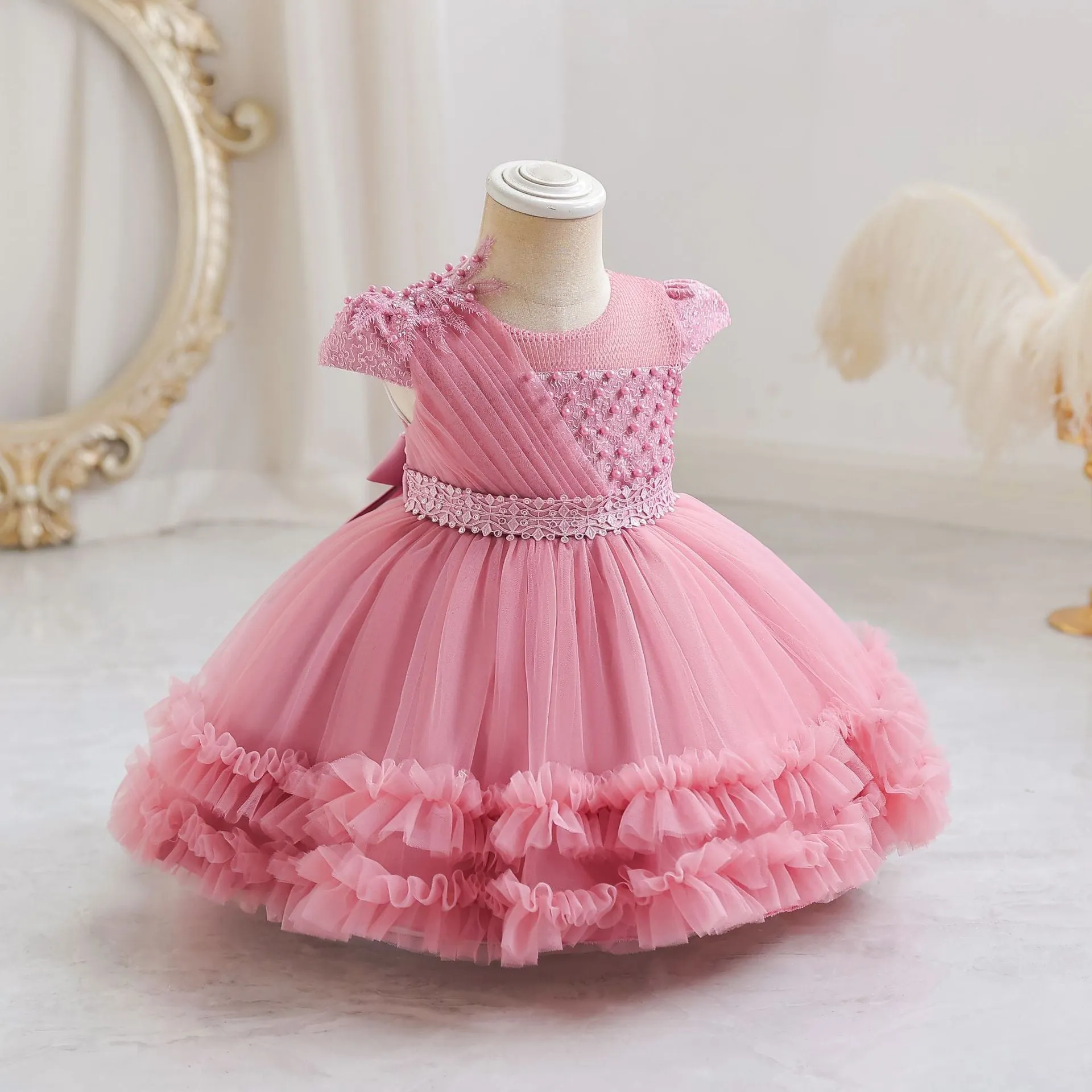 Adorable Puffy Tulle Princess Dress with Delicate Lace and Floral Accents