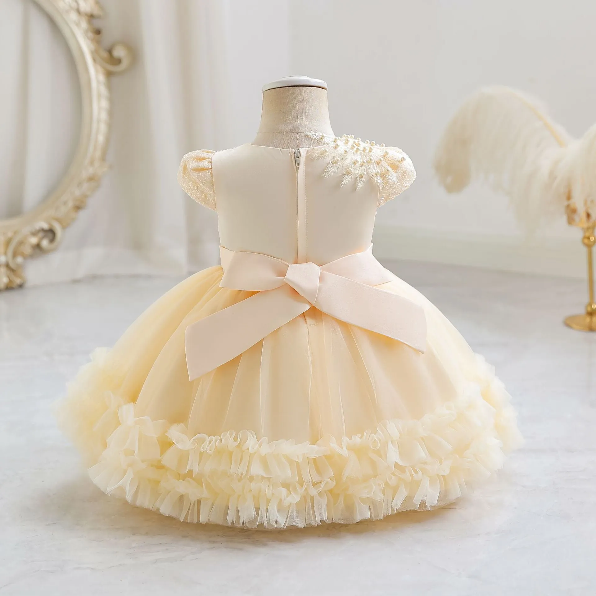 Adorable Puffy Tulle Princess Dress with Delicate Lace and Floral Accents