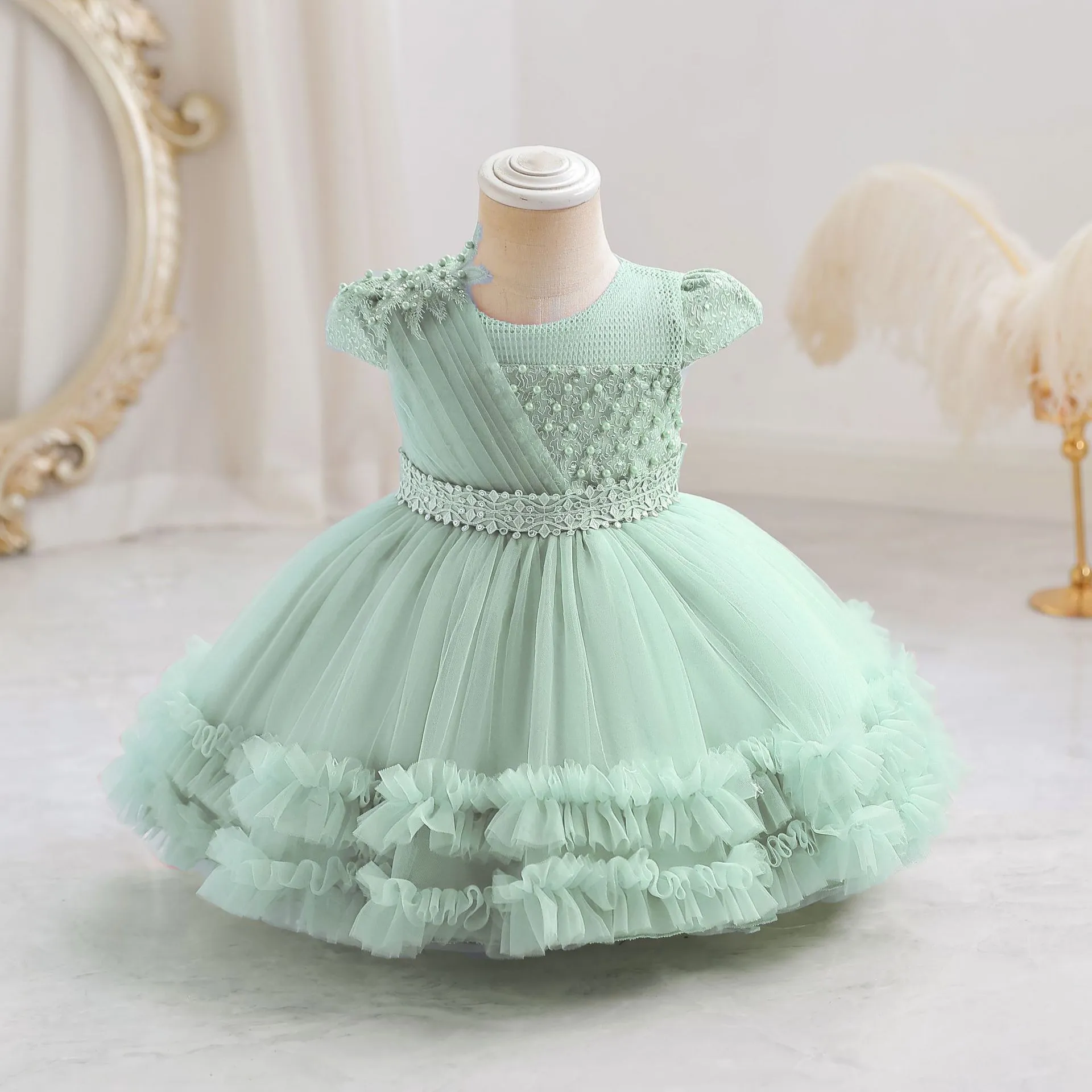Adorable Puffy Tulle Princess Dress with Delicate Lace and Floral Accents