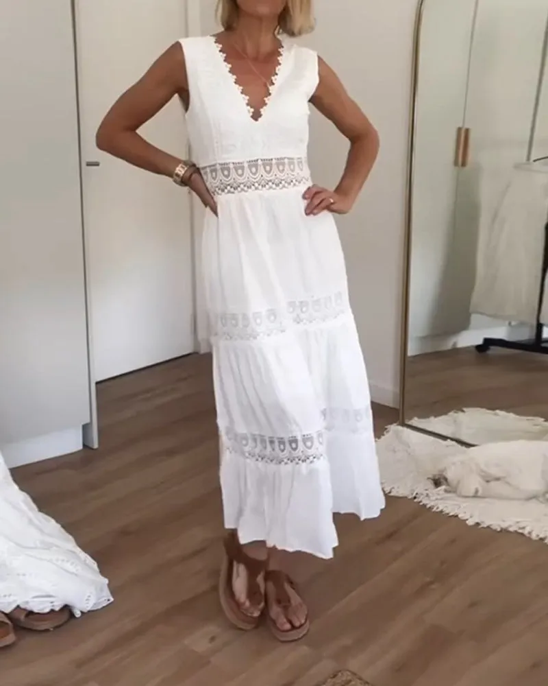 Clarisa - V-neck Dress