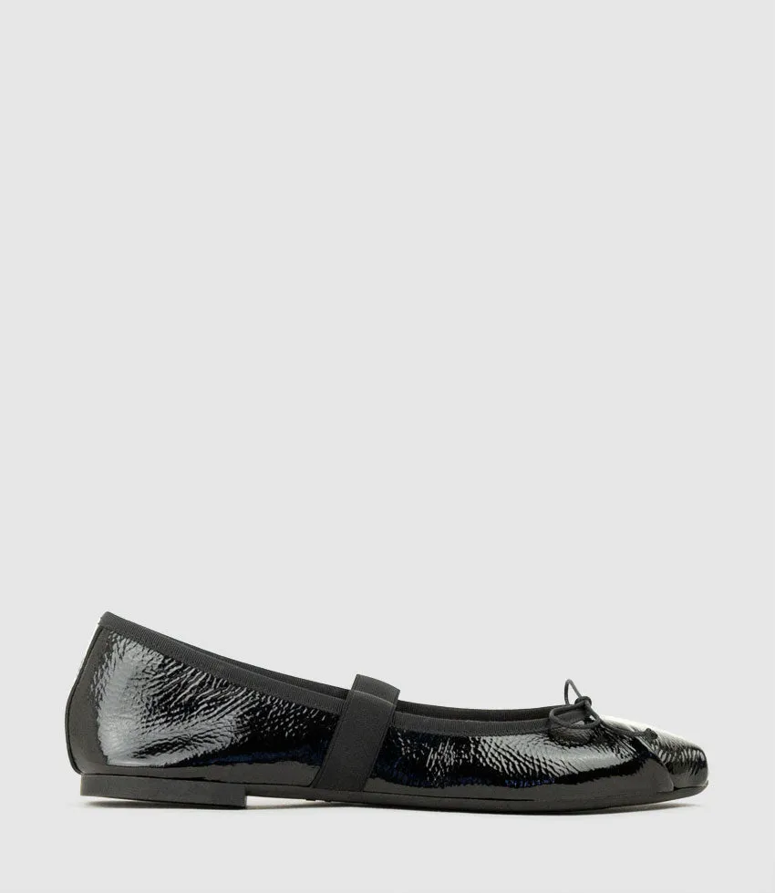 EFFIE Ruched Ballet with Strap in Black Patent