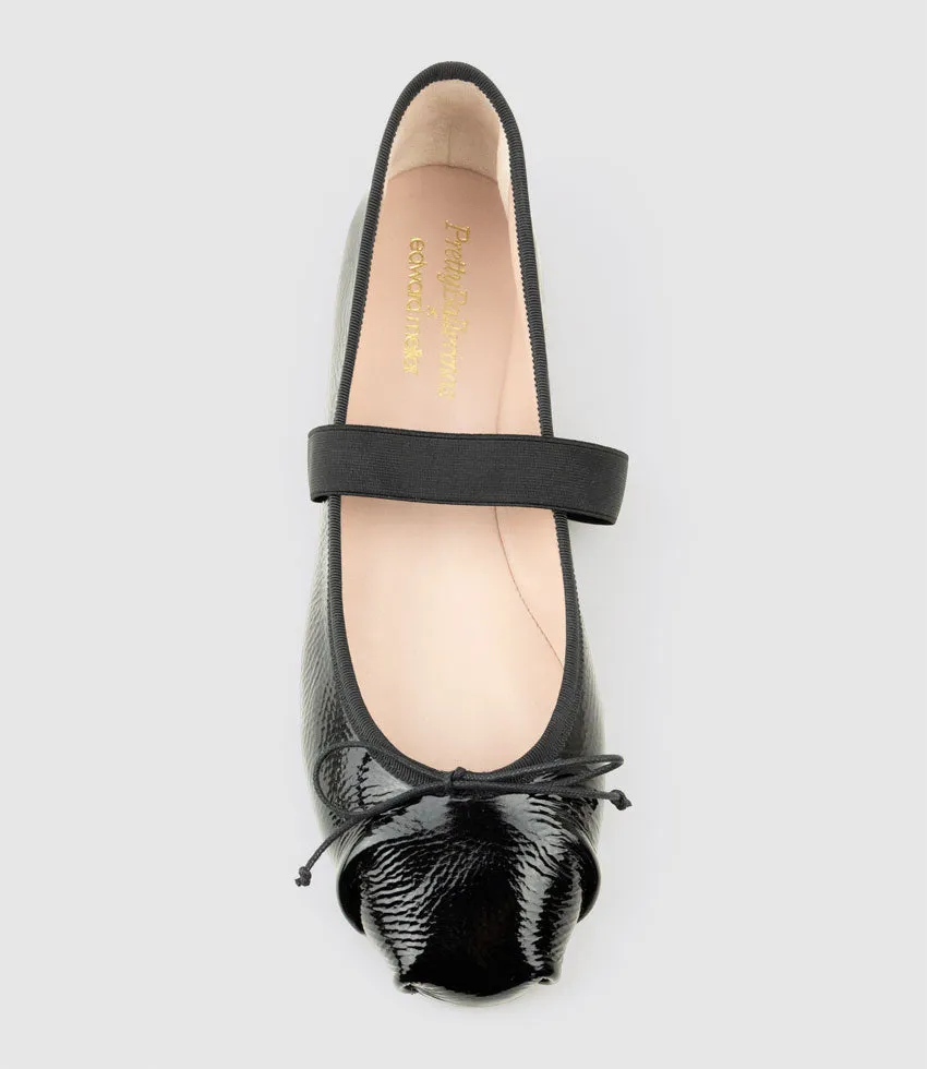 EFFIE Ruched Ballet with Strap in Black Patent