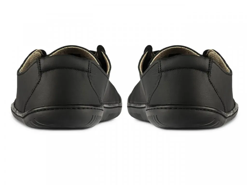 INCA Women's black