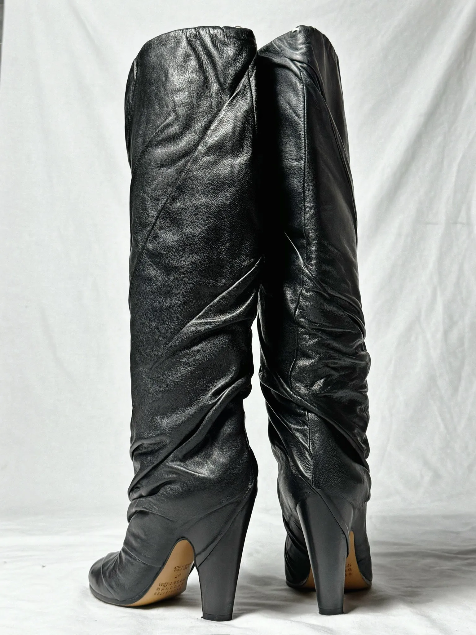 MARGIELA KNEE HIGH BOOTS (EU 37)