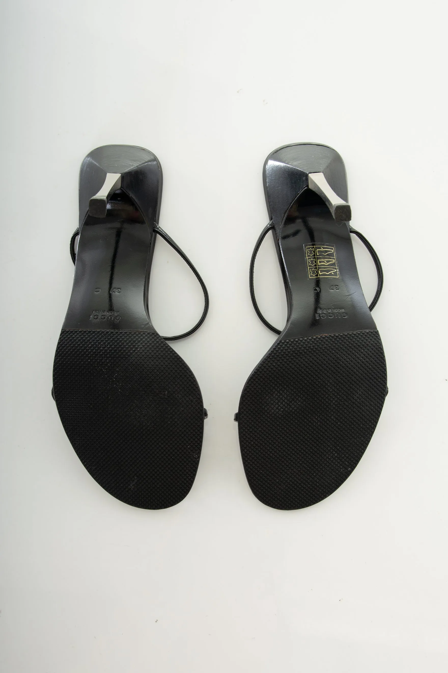 Minimal Heels 37