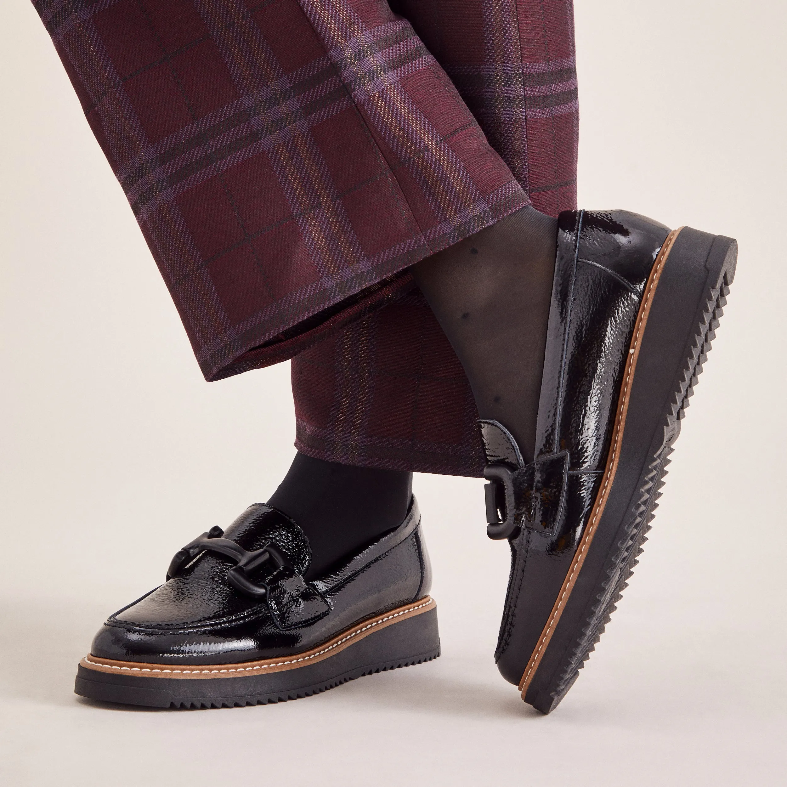 Pitillos 5392 - Ladies Loafer in Black Patent