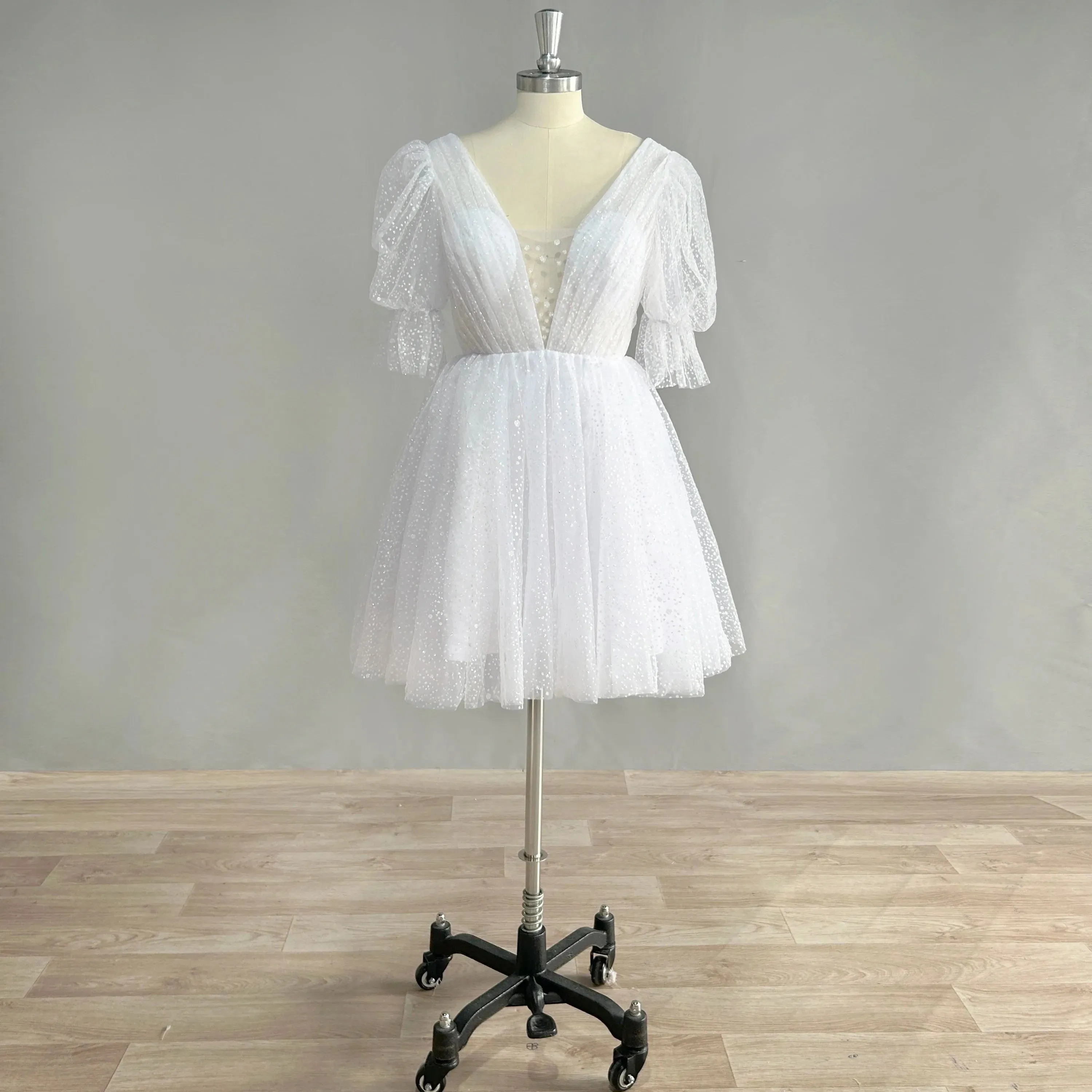 Puff Sleeves Sparkly Tulle Mini Short Wedding Dress V Neck Backless Above Knee Shiny Bridal Gown