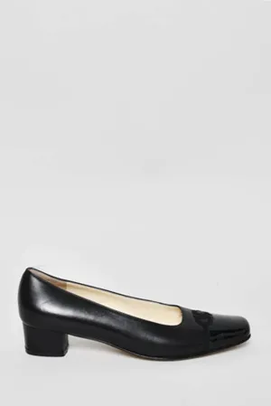 SALVATORE FERRAGAMO LEATHER CAP TOE BLOCK HEEL SHOES