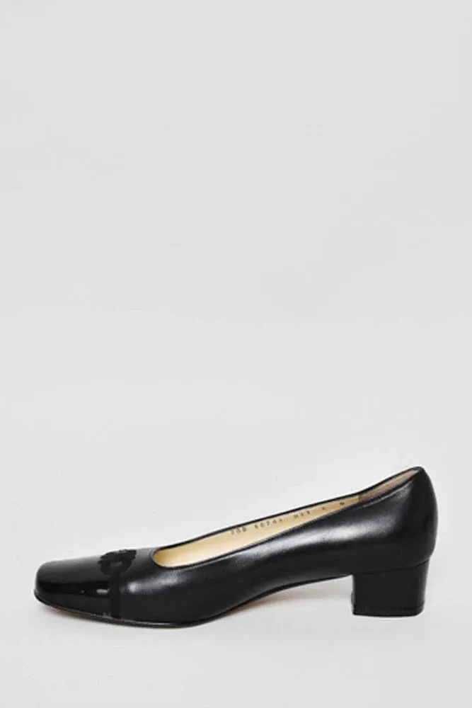 SALVATORE FERRAGAMO LEATHER CAP TOE BLOCK HEEL SHOES