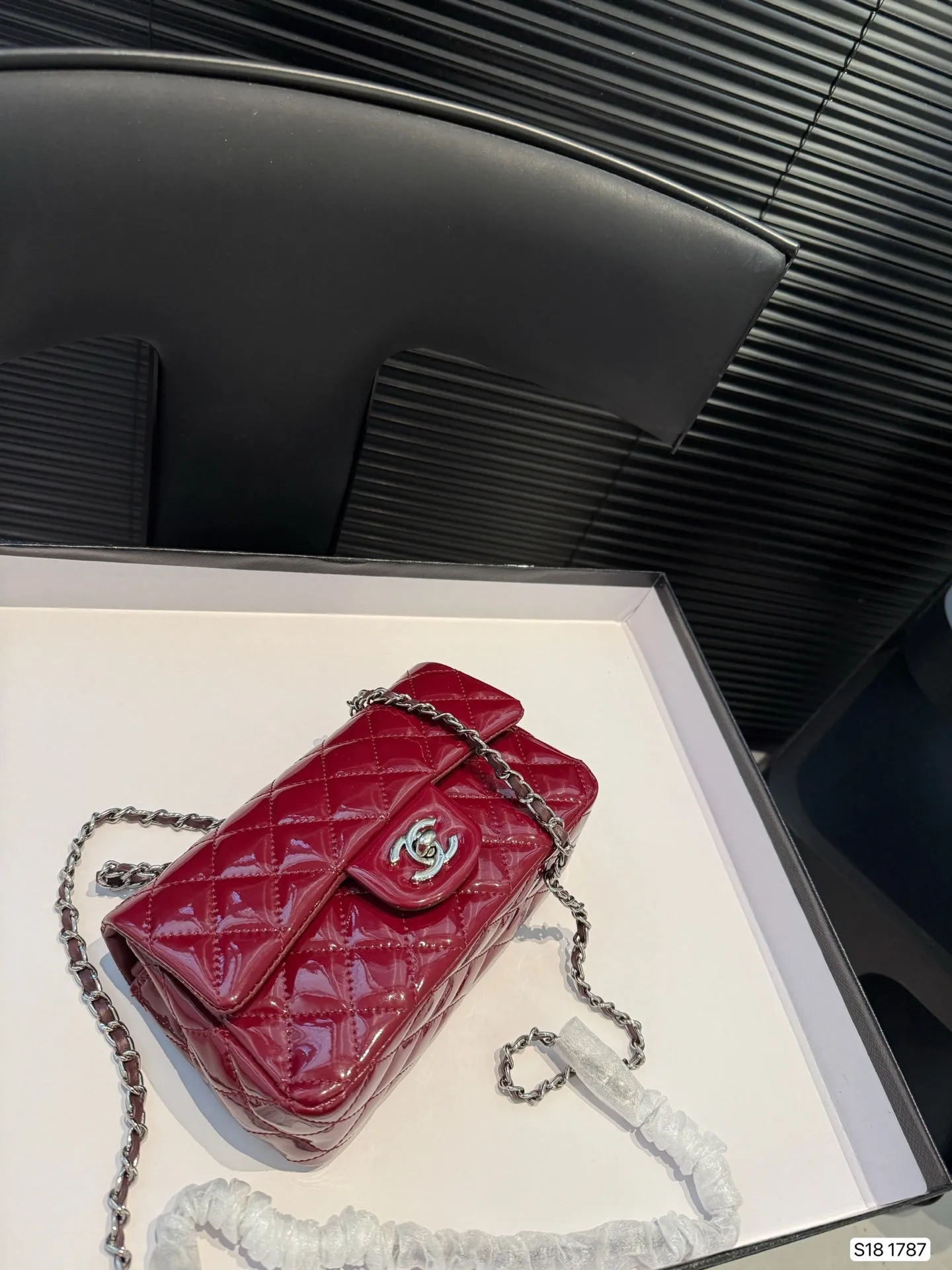 Tricolor Patent Leather Chain Flap Bag
