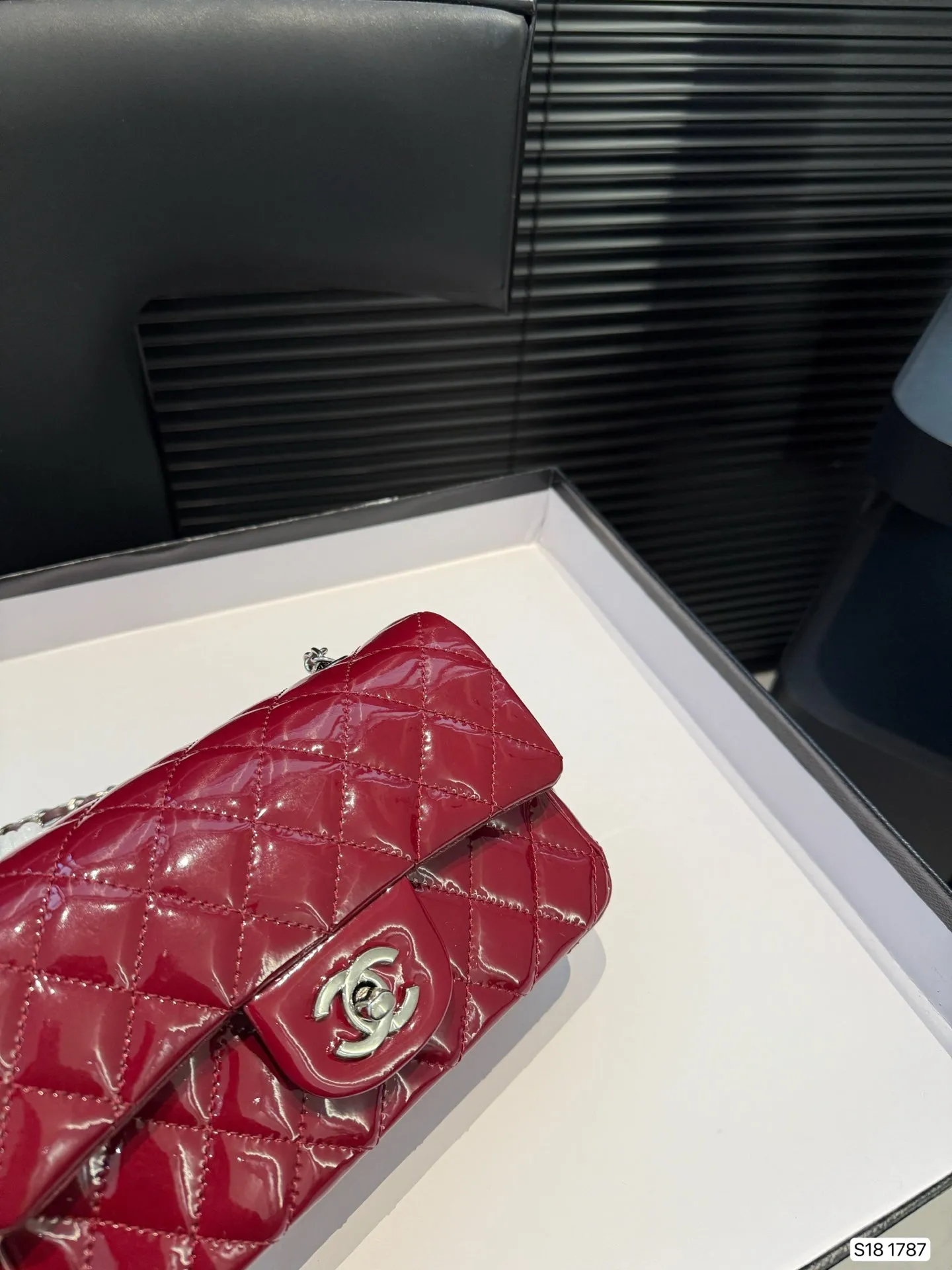 Tricolor Patent Leather Chain Flap Bag